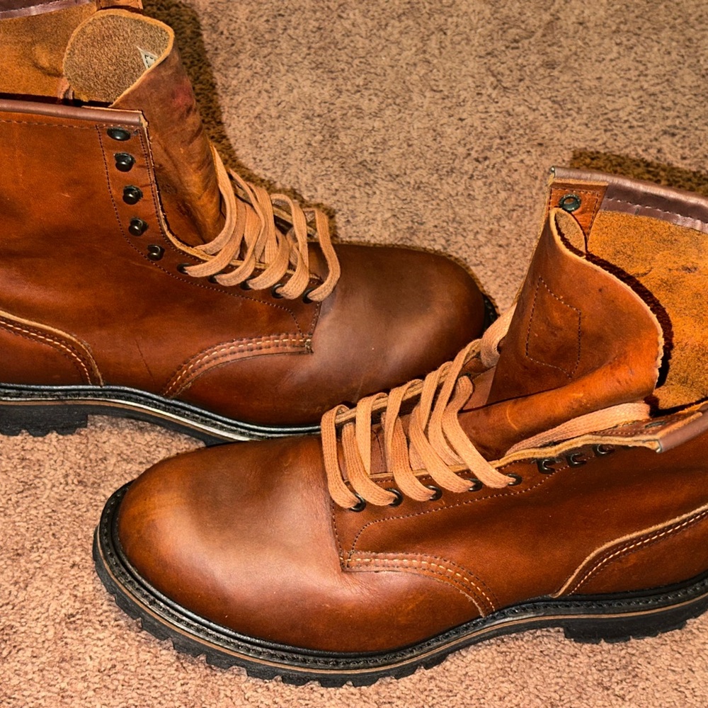 Men's Brown, red wing boots 899, rare new old stock. 11EE